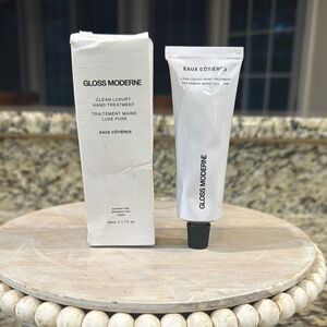 Eaux Côtières Clean Luxury Hand Treatment sealed in box